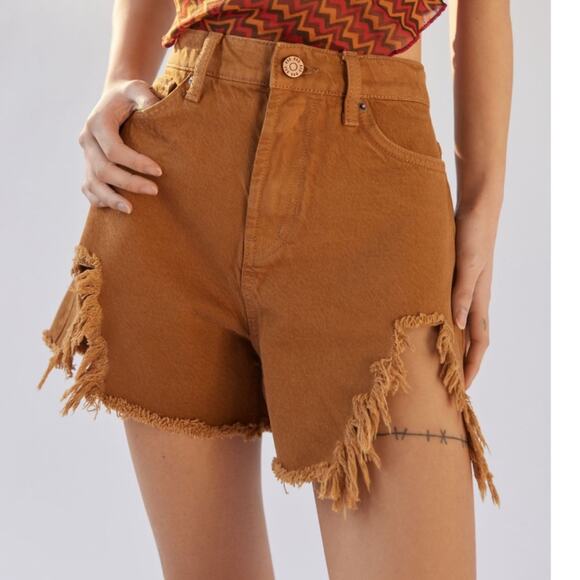 UO BDG Chewed A-Line Denim Shorts Bright Green NWT in Size 25 - Picture 1 of 7